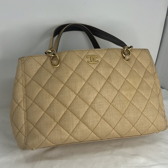 Chanel Large Grasscloth Linen Shoulder Handbag Tote Bag - Picture 5 of 14